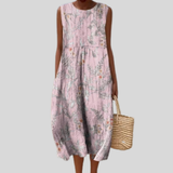 Rosa Kleid mit Aquarellmuster