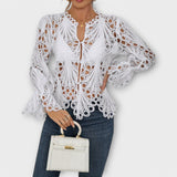 Savannah - Weisse asymmetrische Bluse mit Spitze