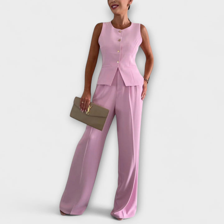 Wilhelmina - Cremefarbenes Set mit Weste und Hose