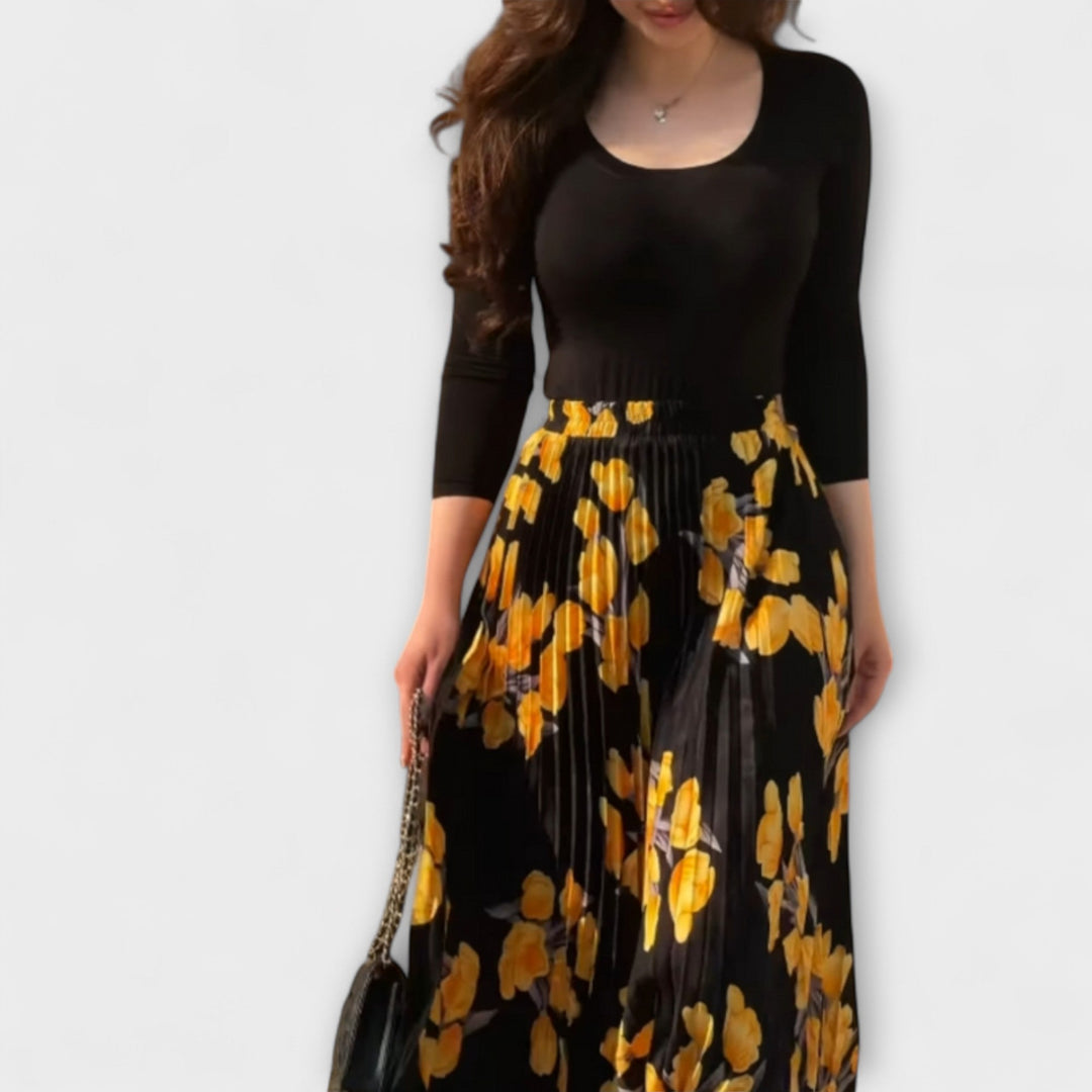 Violette - Completo nero e giallo con gonna a pieghe