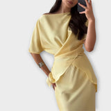 Finja - Gelbes Off-Shoulder-Set mit Knotenfront