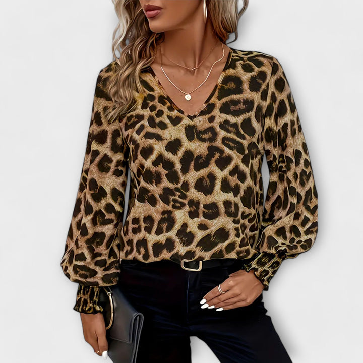 Sara - Elegante blusa con motivo leopardato