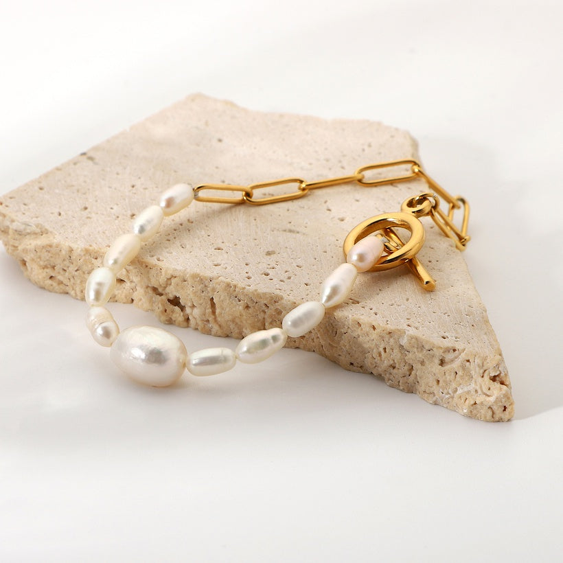 CHAIN PEARL ARMBAND