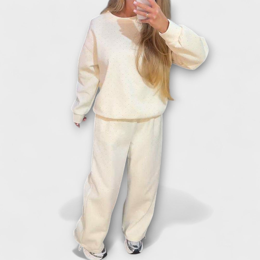 Meena - Completo casual color crema