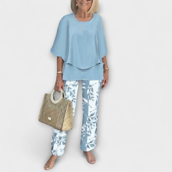 Rosamund - Ensemble vert avec chemisier et pantalon