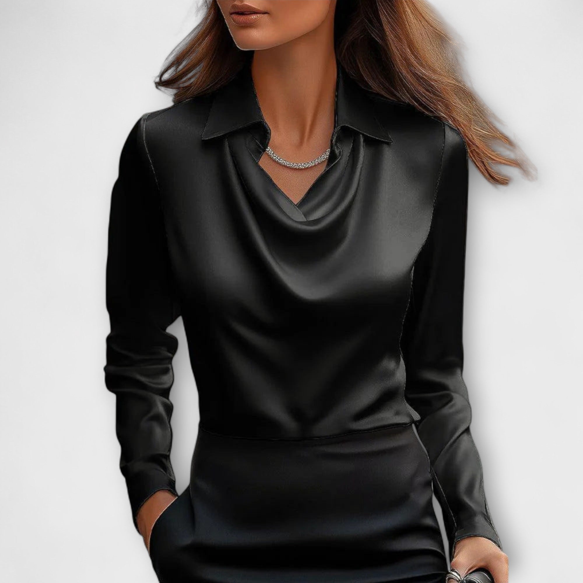 Meli - Champagnerfarbene glänzende Bluse mit Raffung