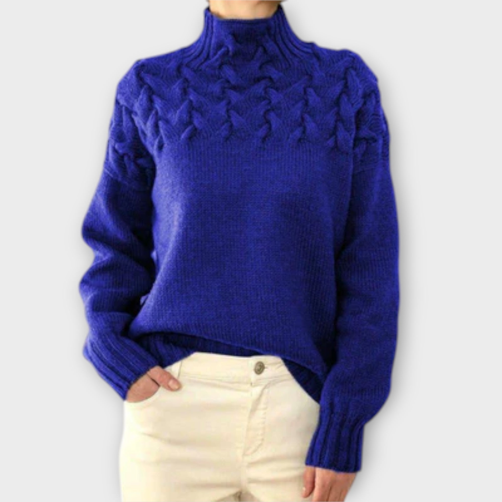 Eva - Schwarzer Damenpullover mit Zopfstrick-Detail