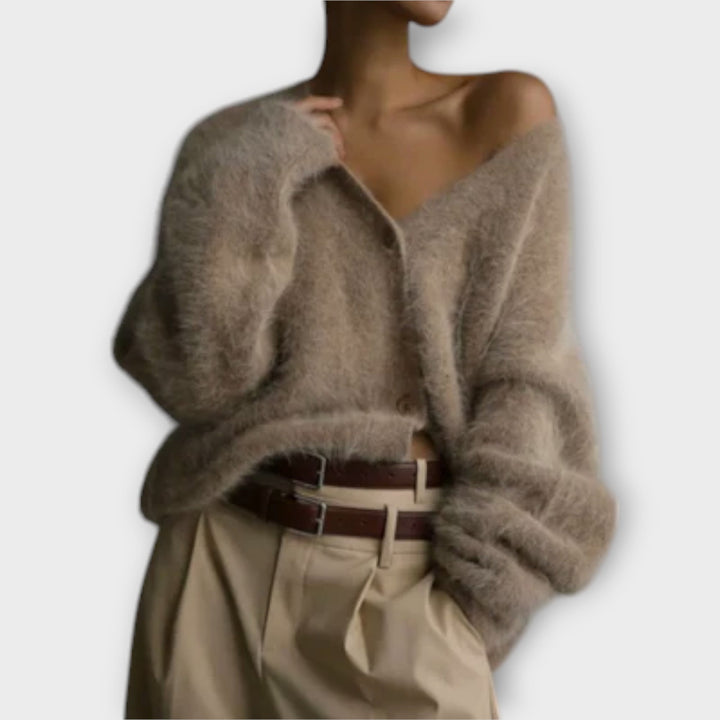 Dahlia - Élégant cardigan duveteux beige