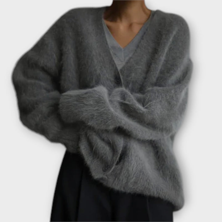 Dahlia - Élégant cardigan duveteux beige