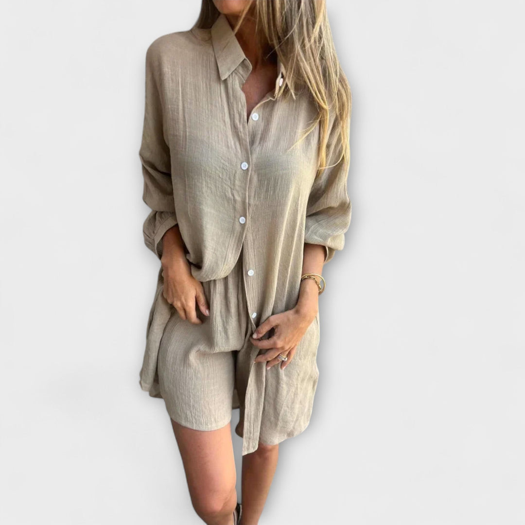 Miravo - Ensemble gris avec chemisier et short