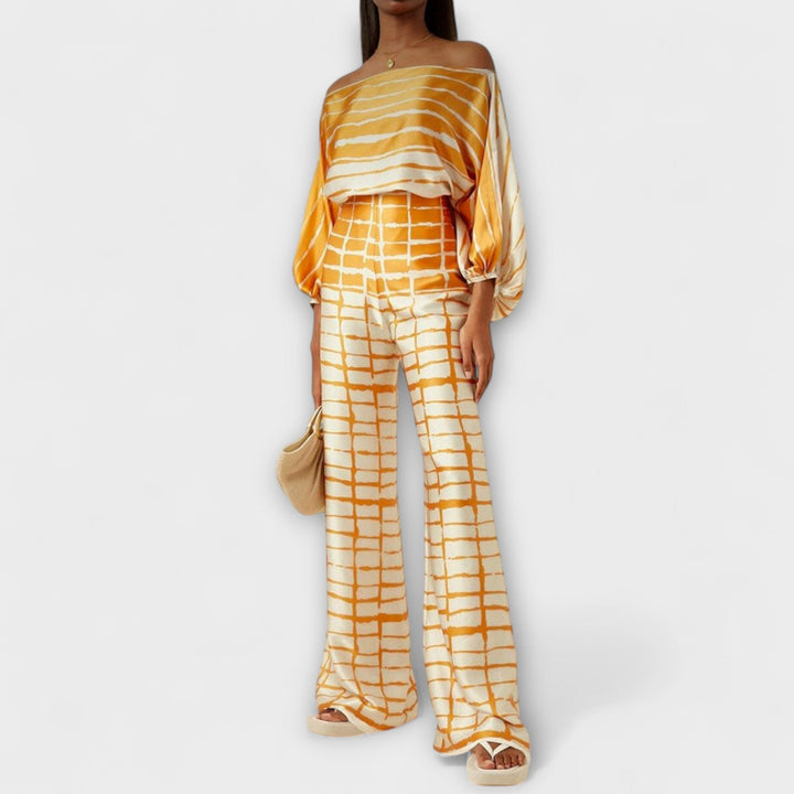 Greta - Ensemble rouge et blanc à motif ondulé
