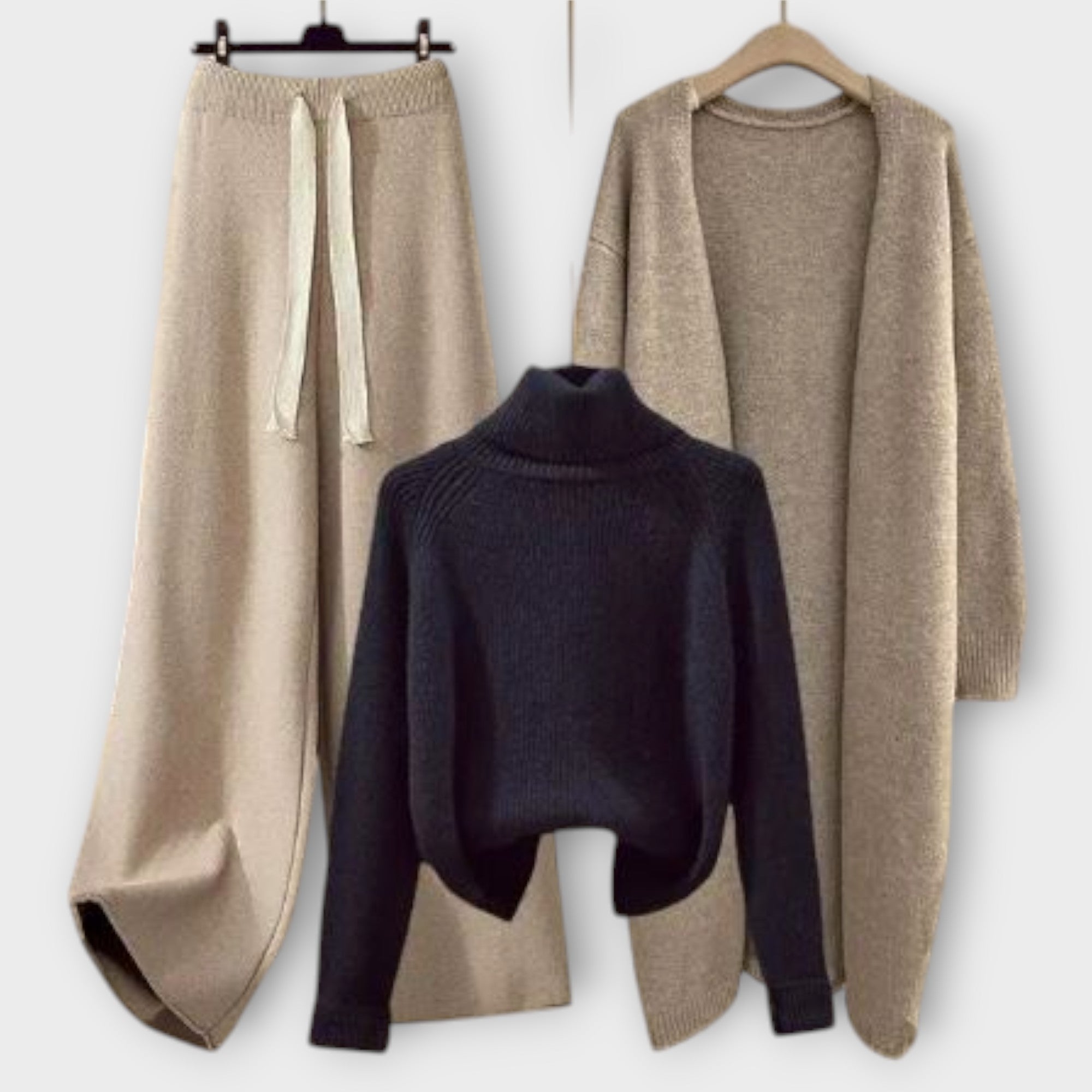 Flair - Beiges dreiteiliges Strick-Set