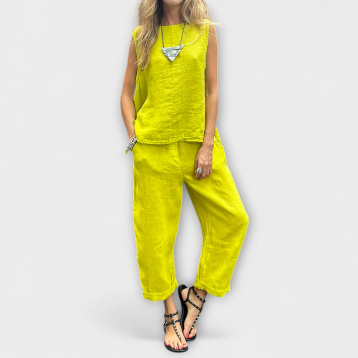 Jennifer - Completo in lino giallo con top smanicato