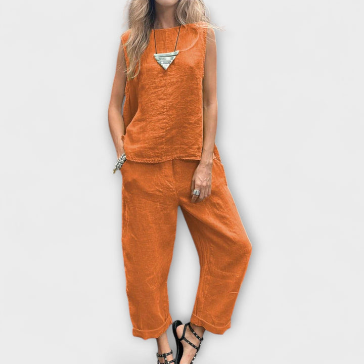 Jennifer - Completo in lino giallo con top smanicato