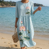 Raquel - Hellblaues Maxikleid mit Lotusmotiv